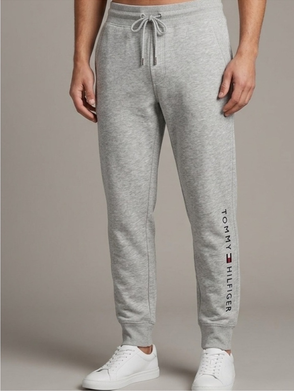NWT Tommy Hilfiger Men's Grey Heather Fleece Joggers - Size Large